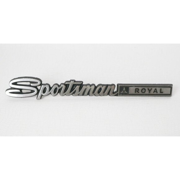 Vintage Dodge Sportsman Royal Emblem 1970-1979 - Picture 1 of 7